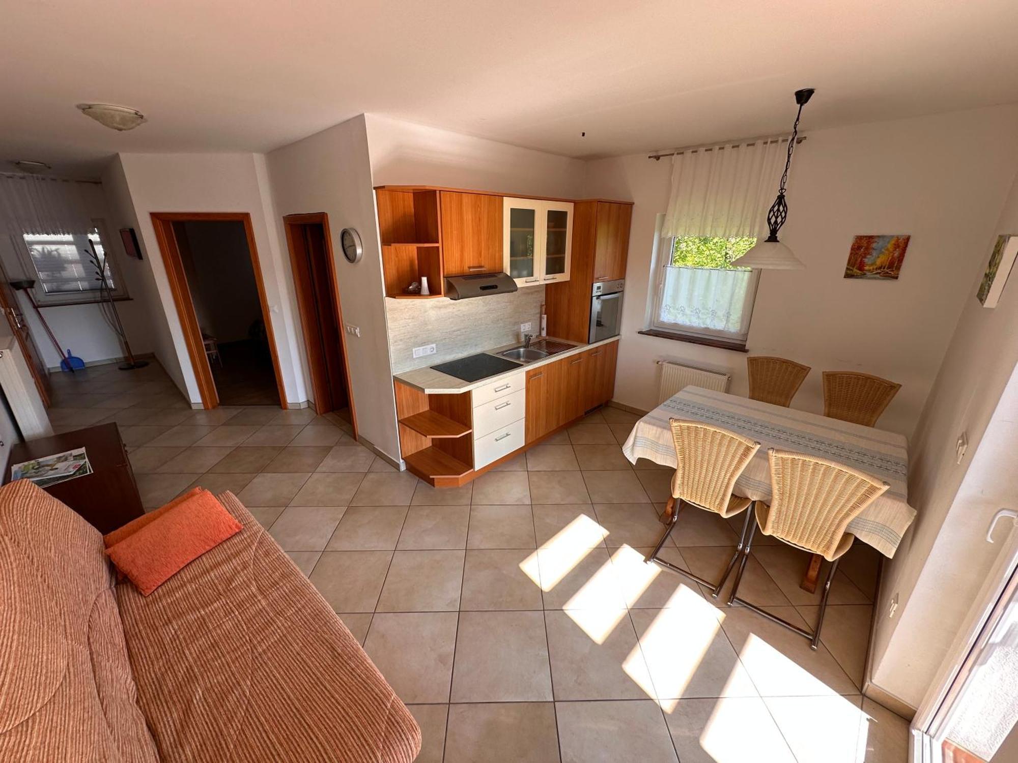 Apartments Suster Stari Trg ob Kolpi Buitenkant foto
