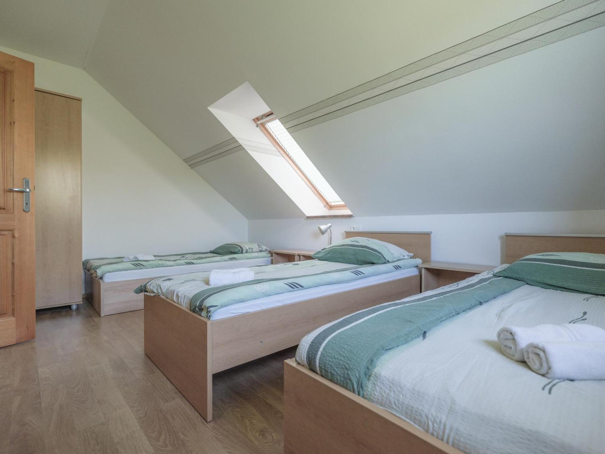 Apartments Suster Stari Trg ob Kolpi Kamer foto