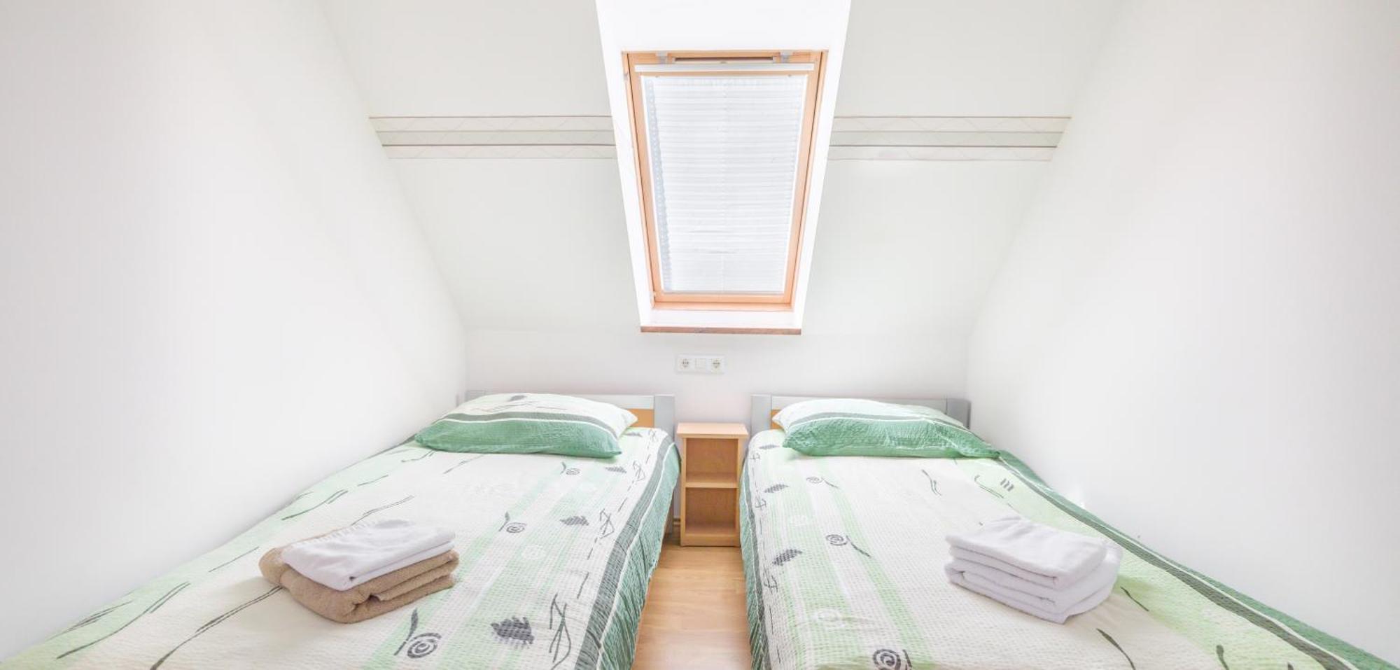 Apartments Suster Stari Trg ob Kolpi Buitenkant foto