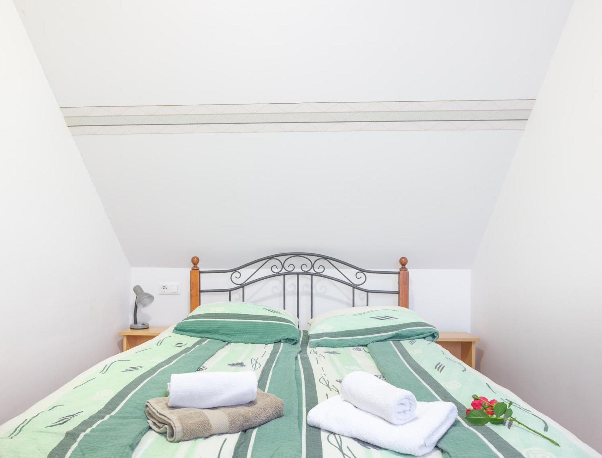 Apartments Suster Stari Trg ob Kolpi Kamer foto